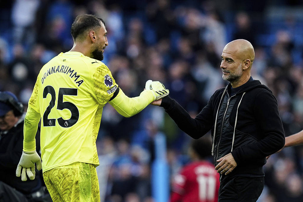 深一度｜当曼城洗心革面，曼联只有换帅？