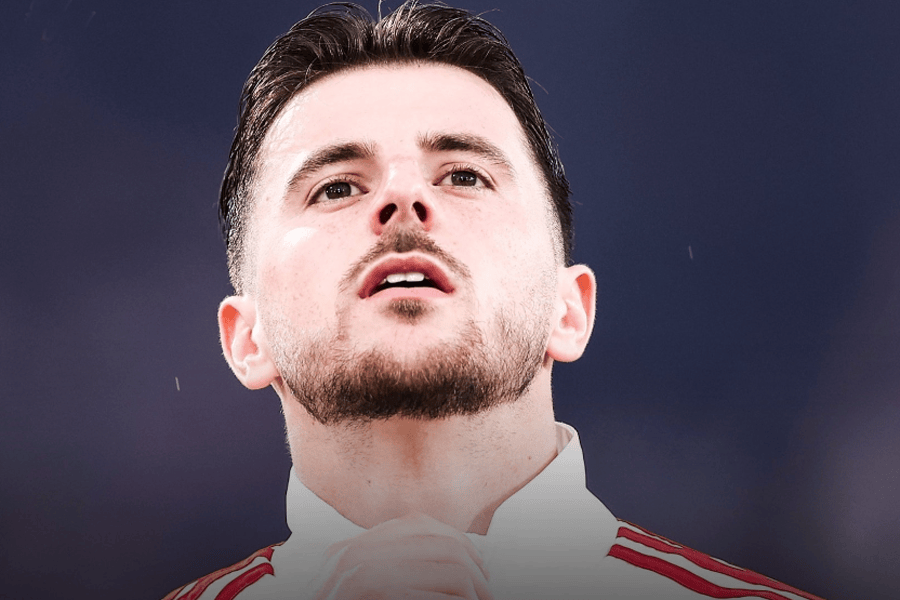 芒特拒绝离开曼联，愿拿25万周薪打替补！与利马一起复出助战维拉